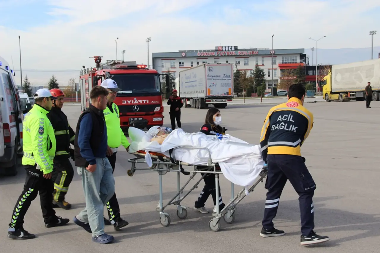 Kazada Ağır Yaralandı, Helikopter Havalandı 3