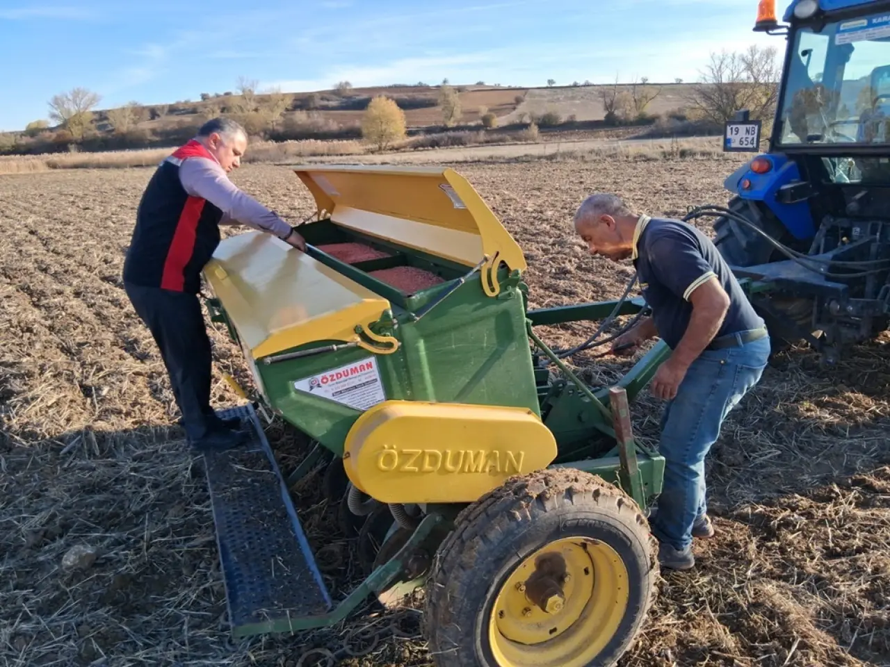 Hasan Taş, Çiftçileri Tarlada Ziyaret Etti 6