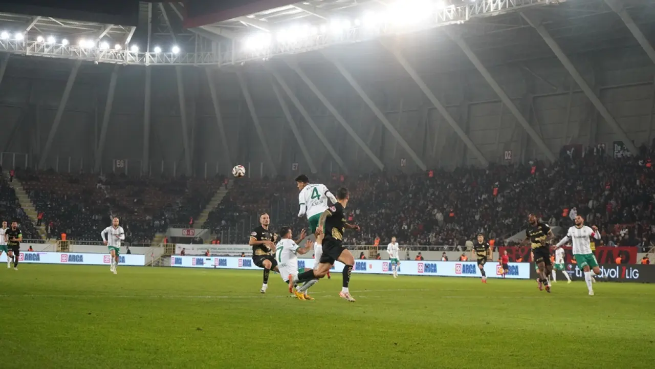 Zirve Yolunda Kritik Galibiyet: 3-1 14