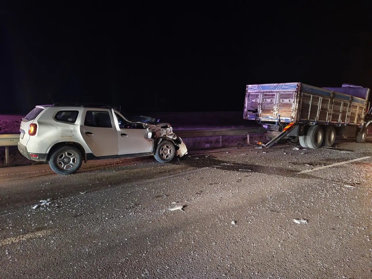 5 Araç Birbirine Girdi: 3 Yaralı 1