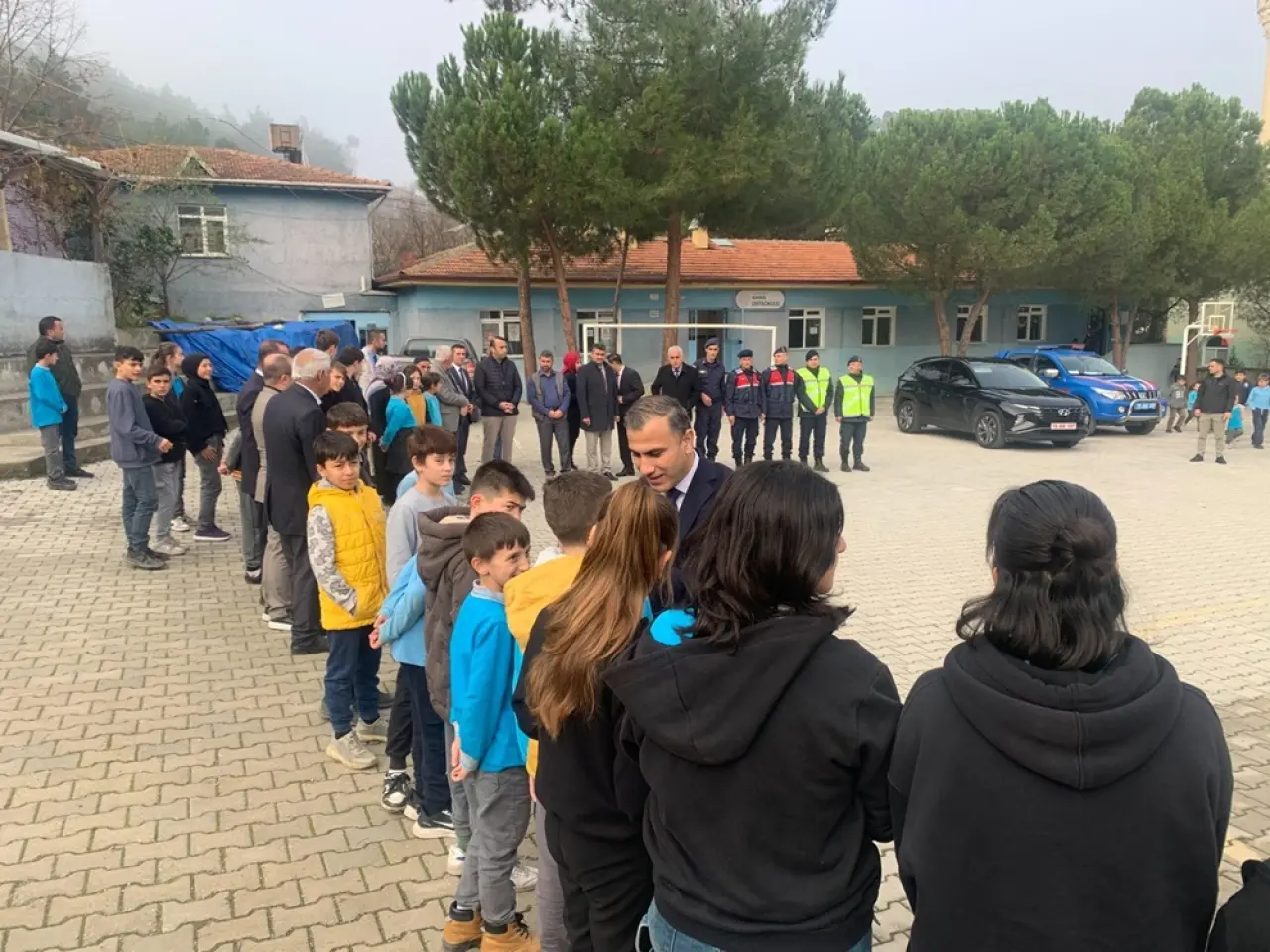 Şehitlerin İsimleri Okullarının Kütüphanelerinde Yaşatılacak 3