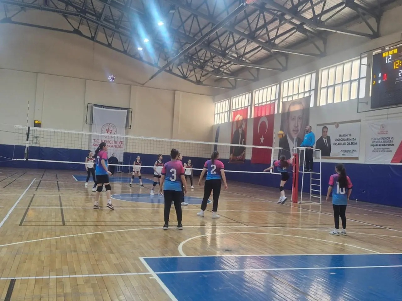 Sungurlu ve Osmancık'ta Voleybol Heyecanı 1
