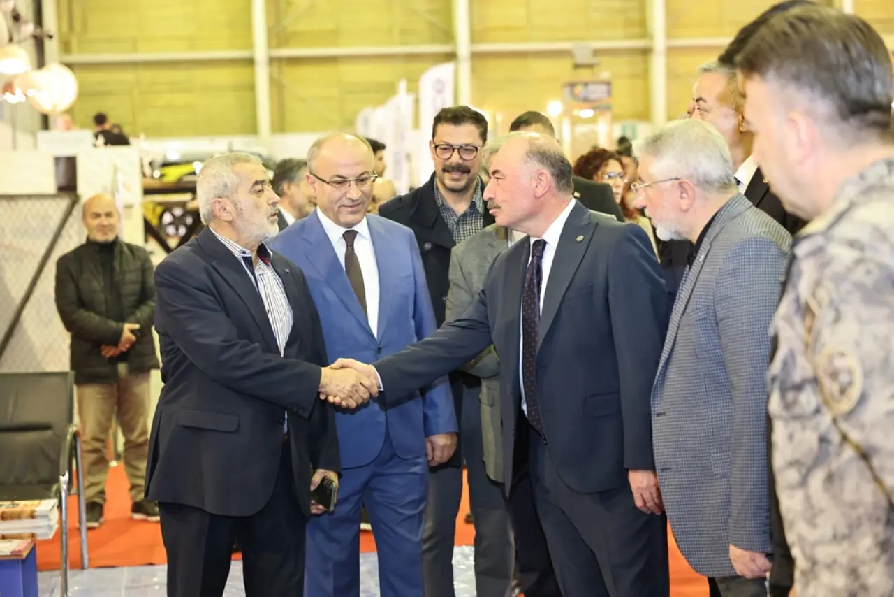 Çorum Mobilya ve İnşaat Fuarı'nı Gezdi 2