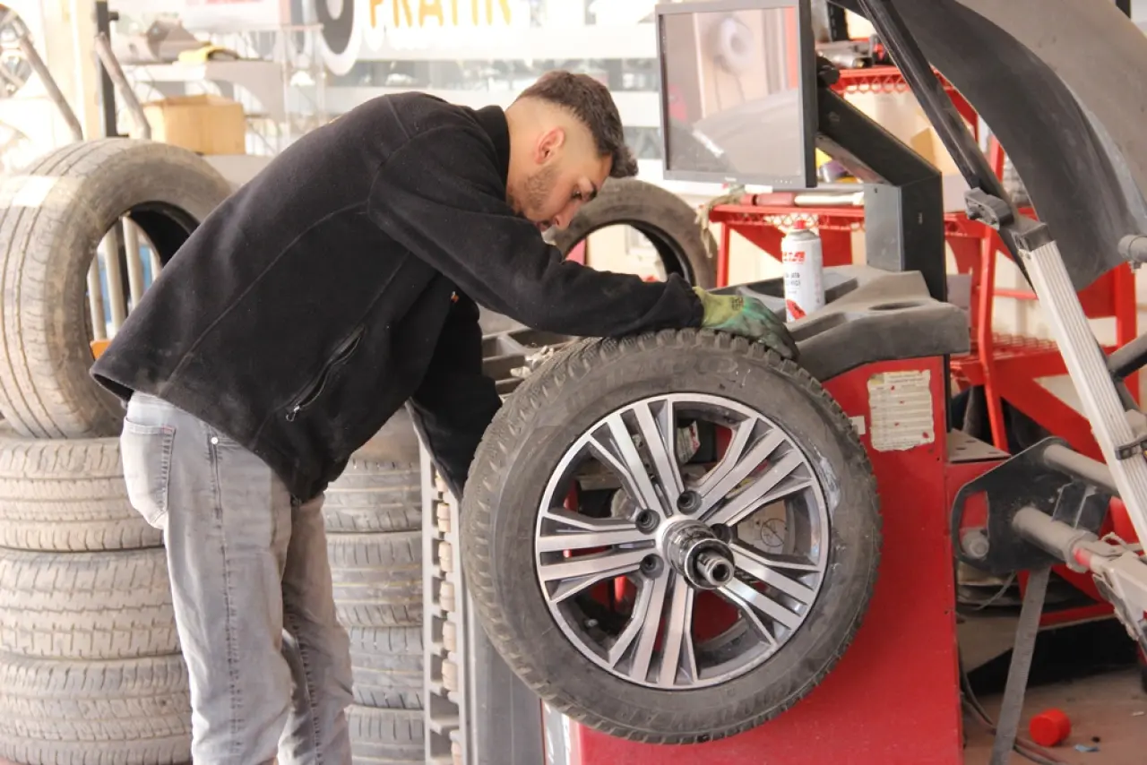 Kış Lastiği Mesaisi Erken Başladı 4