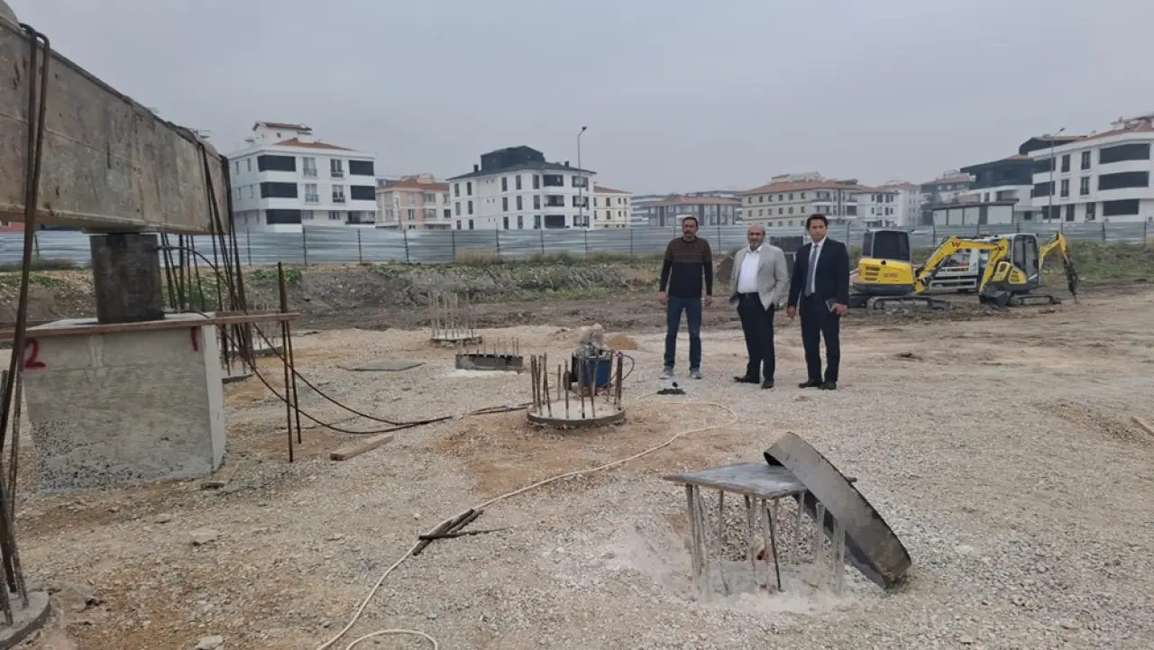 Çepni'ye Yapılacak Yeni Okul İnşaatında İnceleme 3