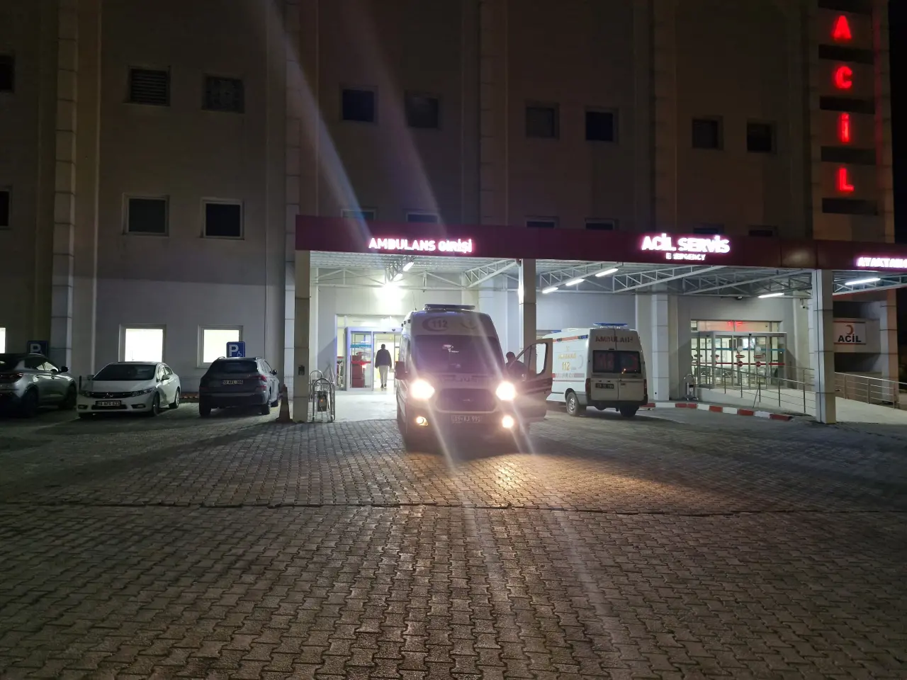 Lise öğrencileri dönerden zehirlendi 1