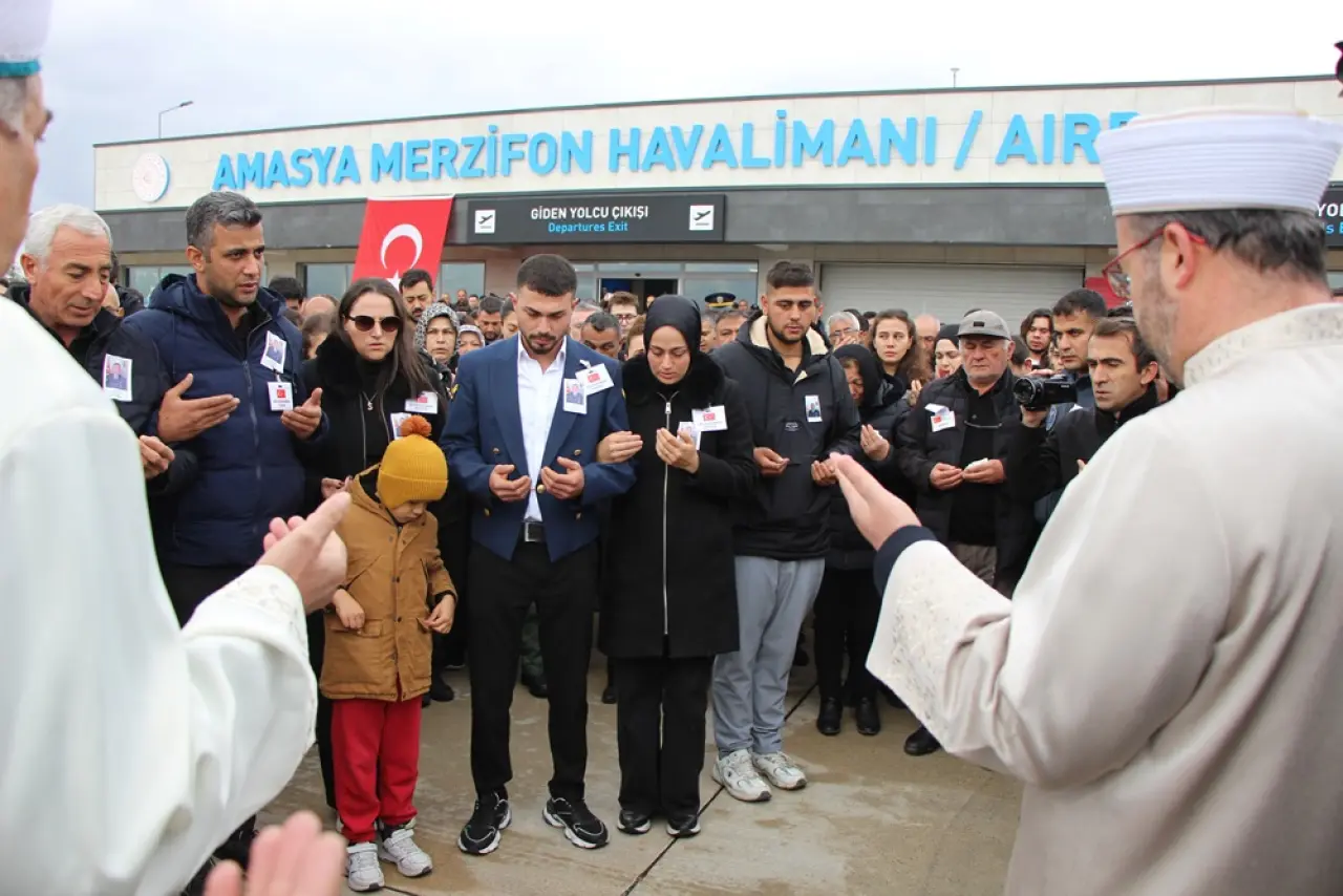 Şehit Babasını Böyle Bekledi 2