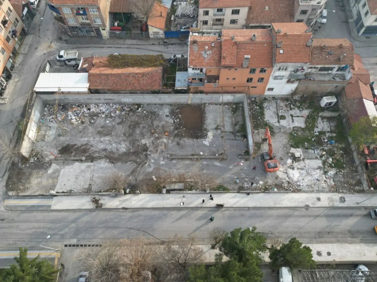 İtfaiye Alanından Ücretsiz Otoparka 3