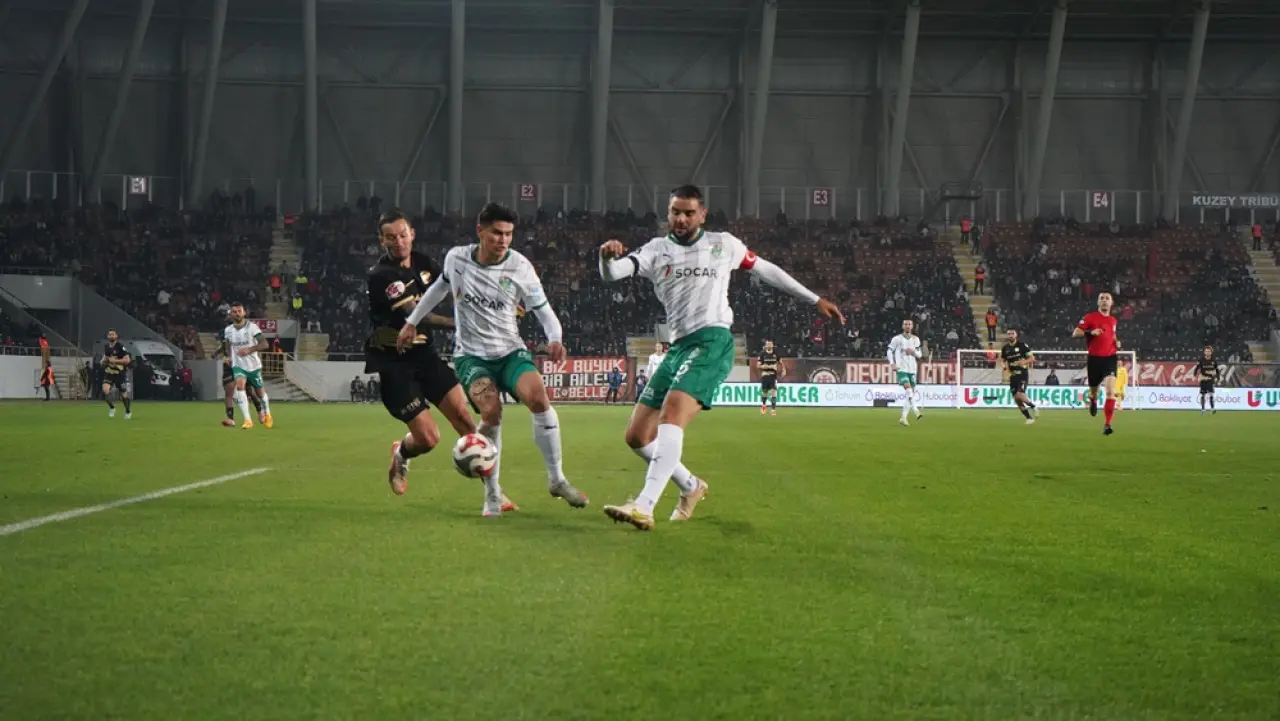 Zirve Yolunda Kritik Galibiyet: 3-1 12