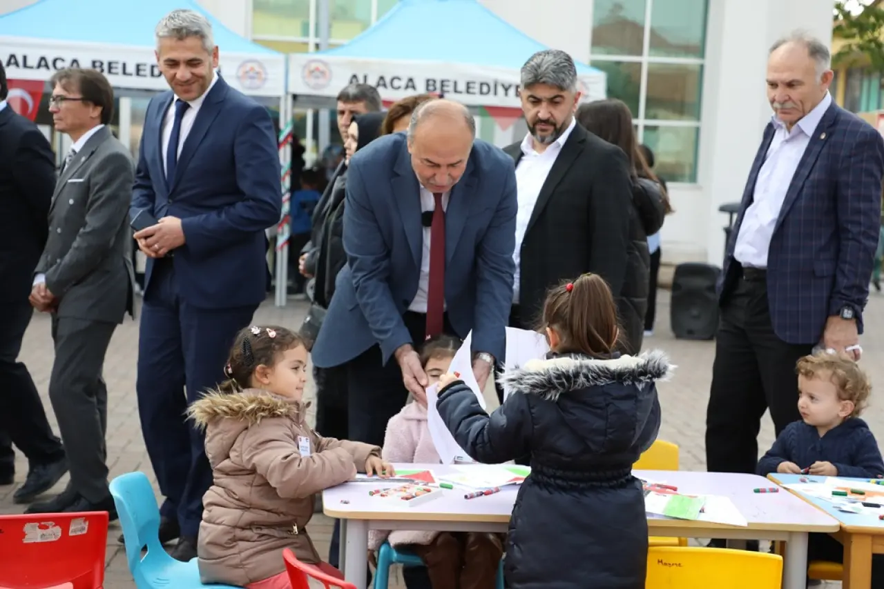 Minik Ellerden Filistin'e Destek 3