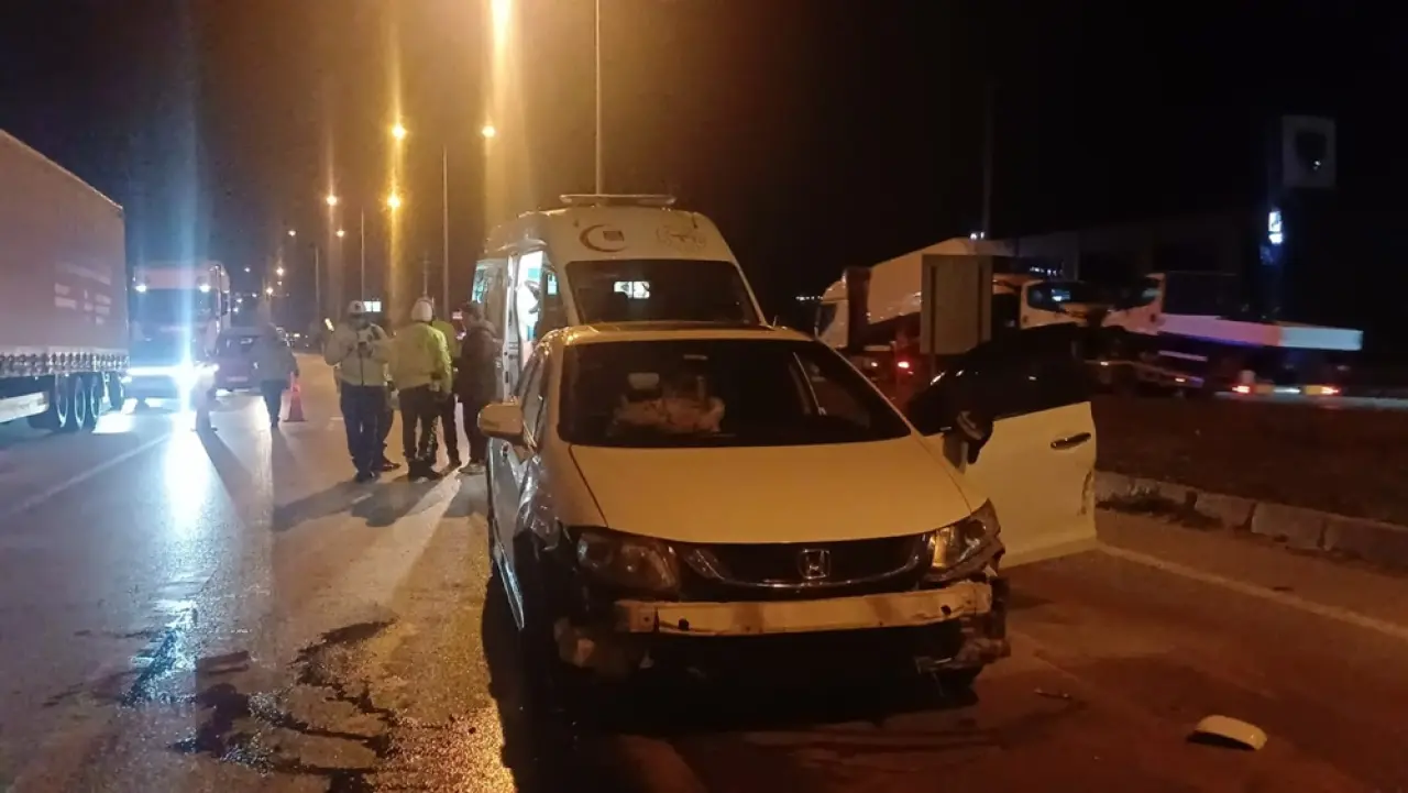 Kırmızı Işıkta Zincirleme Kaza 5