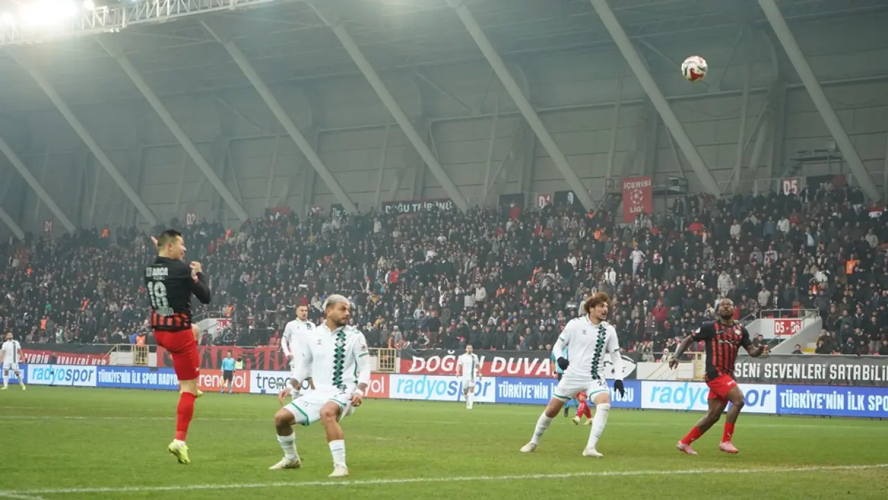 Çorum FK Evinde Hata Yapmadı 2