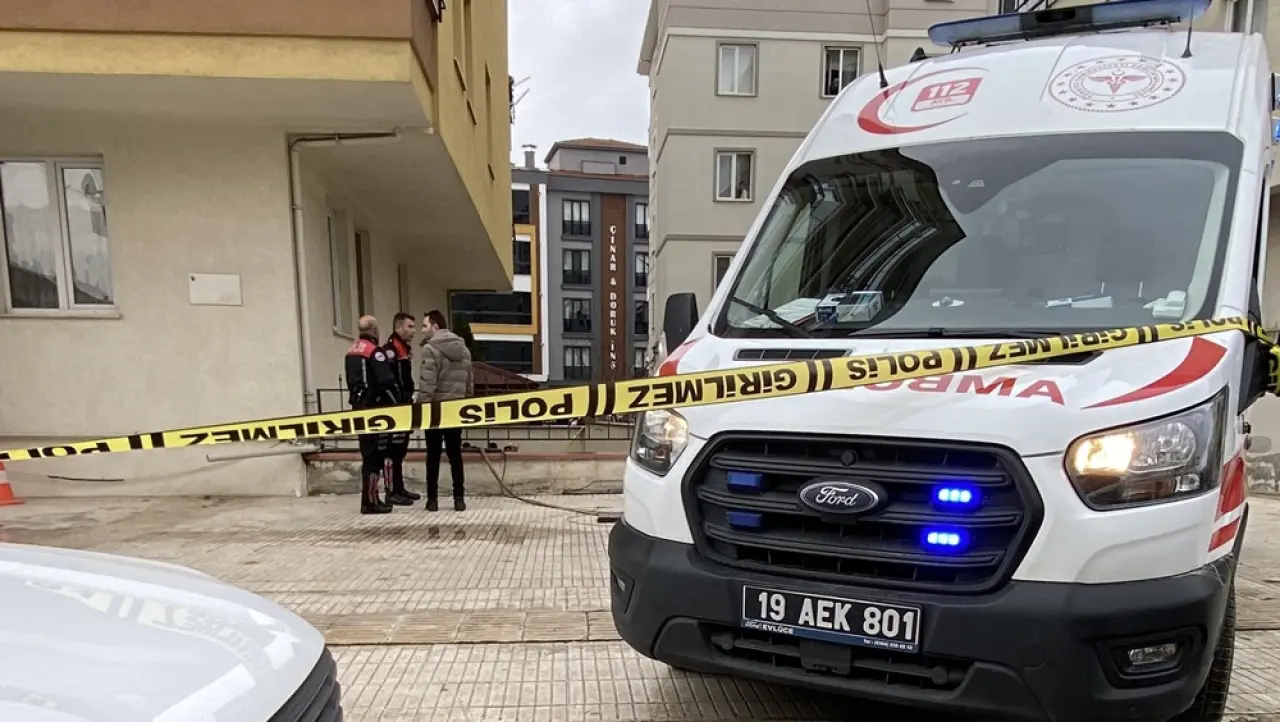 8. Katından Düşen Adam Hayatını Kaybetti 2