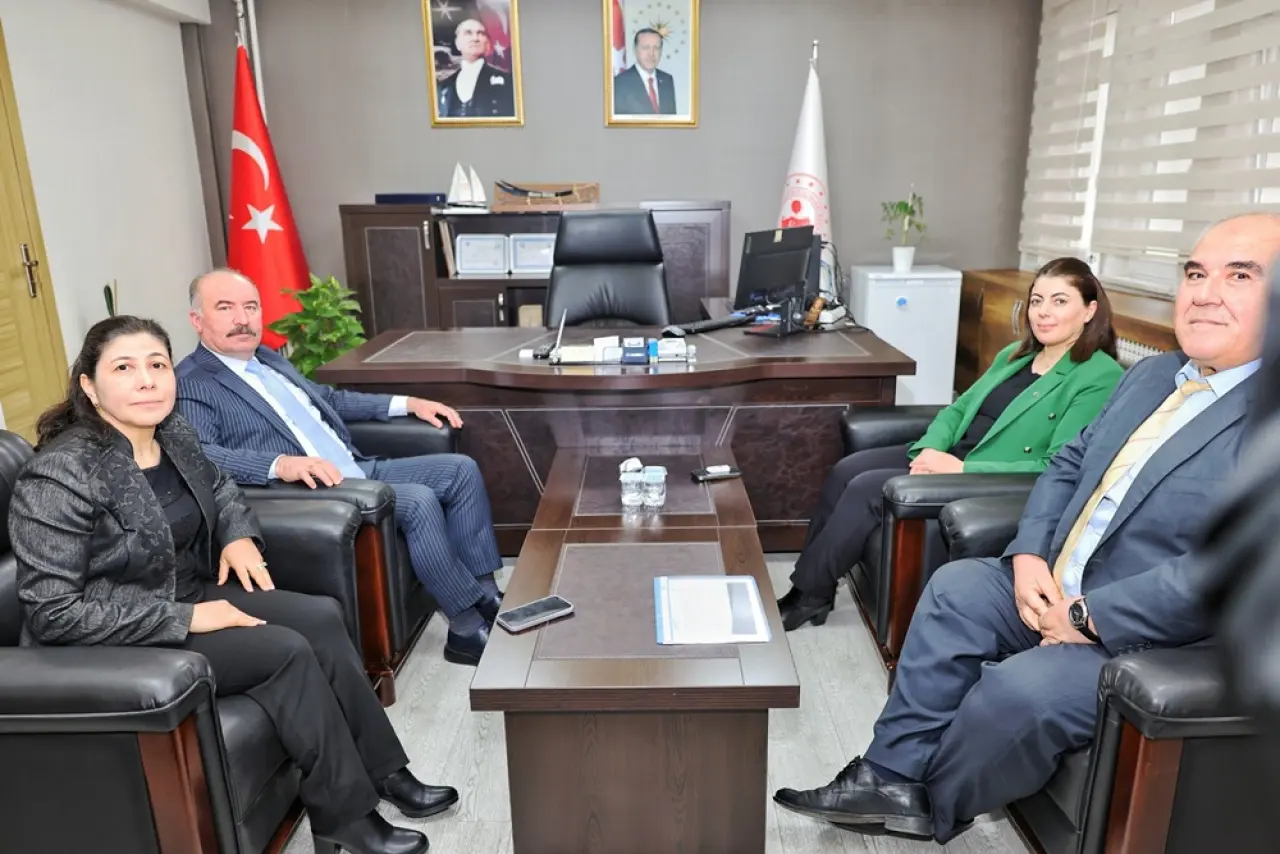 Nüfus Personeline Memnuniyet Övgüsü 5