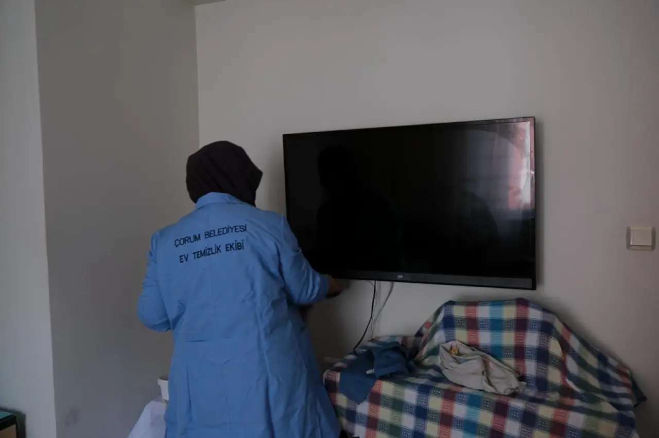 Çorum Belediyesinden 222 Aileye Evde Temizlik Desteği 3