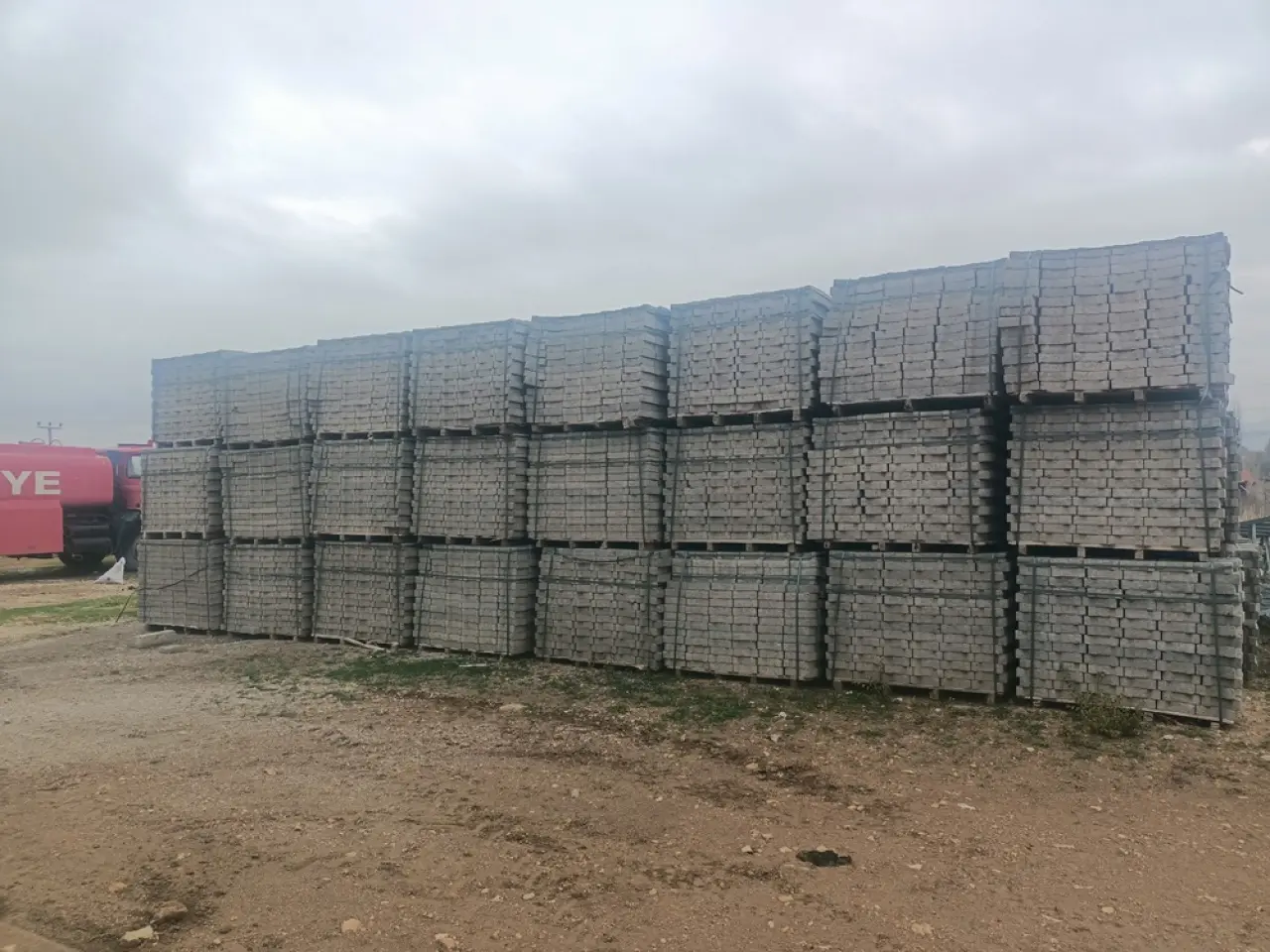 Laçin’e 2,5 Milyonluk Kilit Taşı Desteği 2