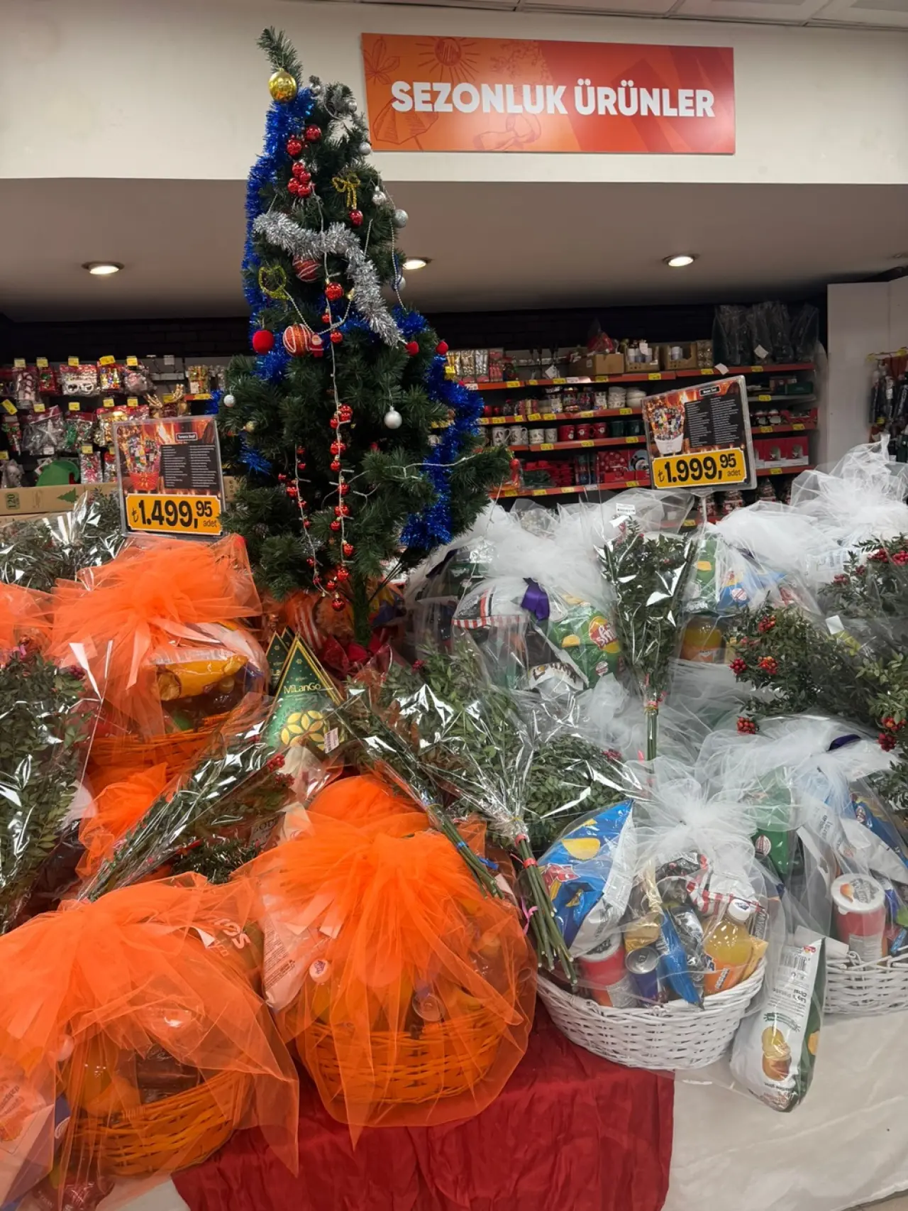 Çorum’da Yeni Yıl Heyecanı Çarşıyı Sardı 3