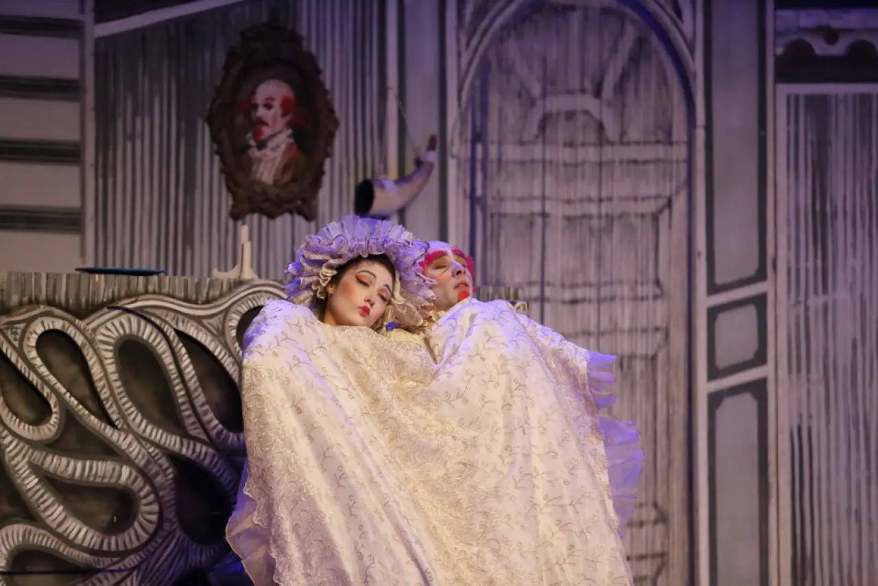 ‘Doktor Mucize’ Mest Etti 2