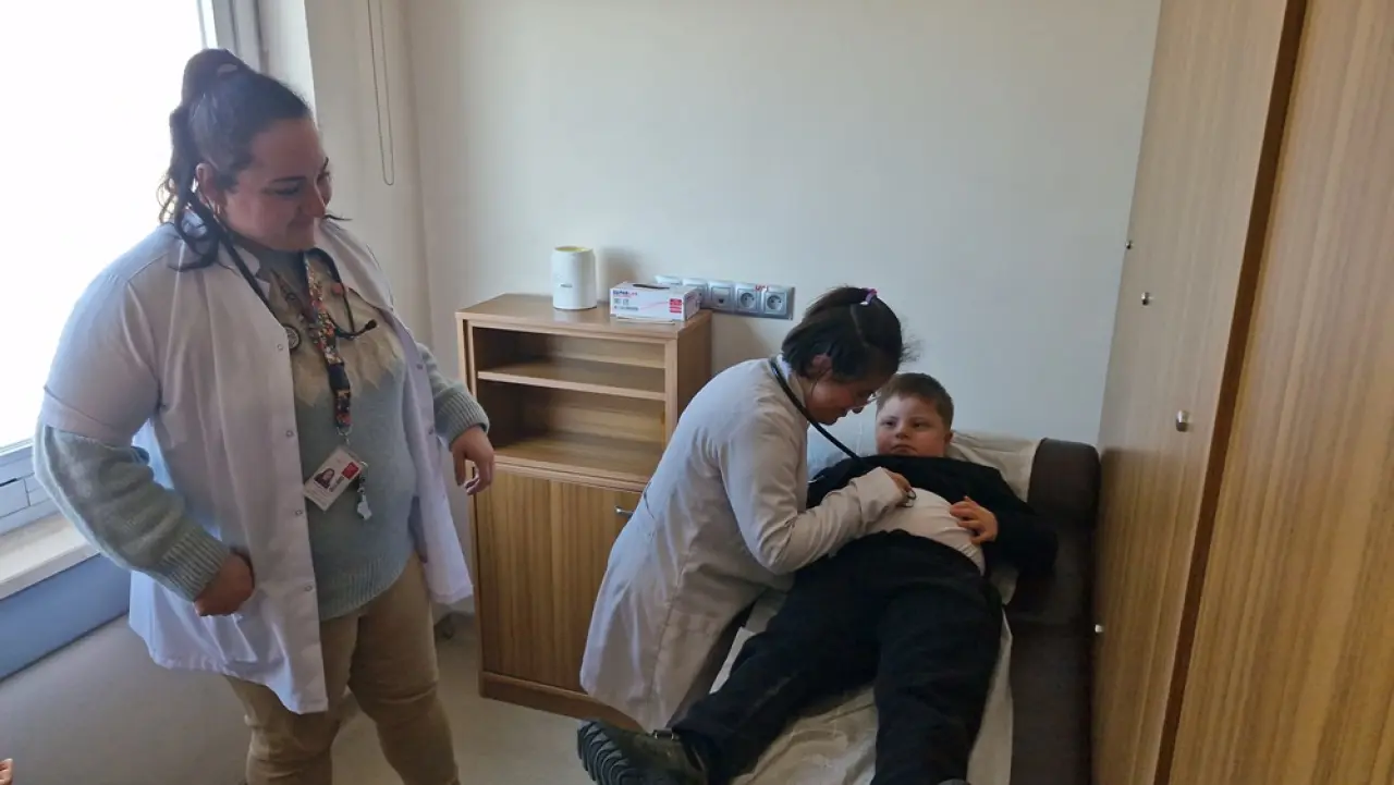 Hastane Korkularını Beyaz Önlükle Yendiler 1