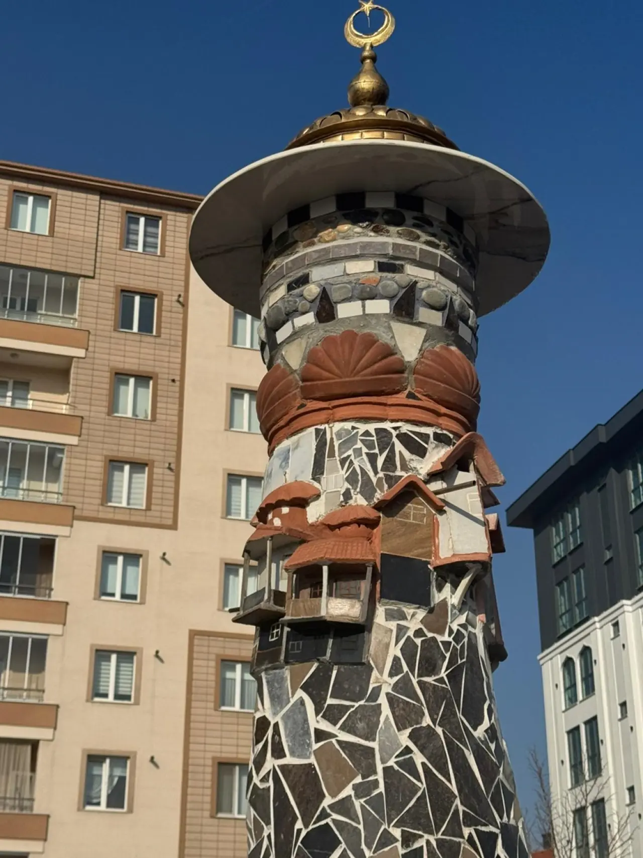 ‘Hayırlı Evlat Böyle Olur’ Dedirten Davranış 5