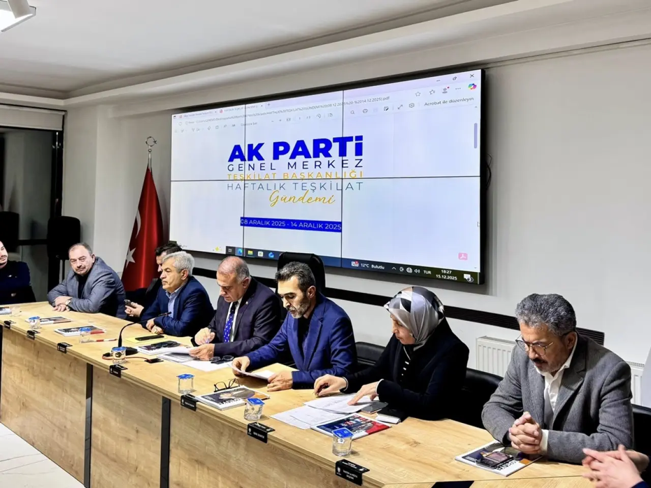 AK Partililer Saha Çalışmalarını Konuştu 3