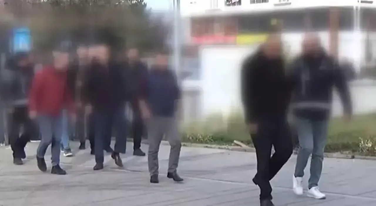 Change Operasyonunda 4 Kişi Tutuklandı 2