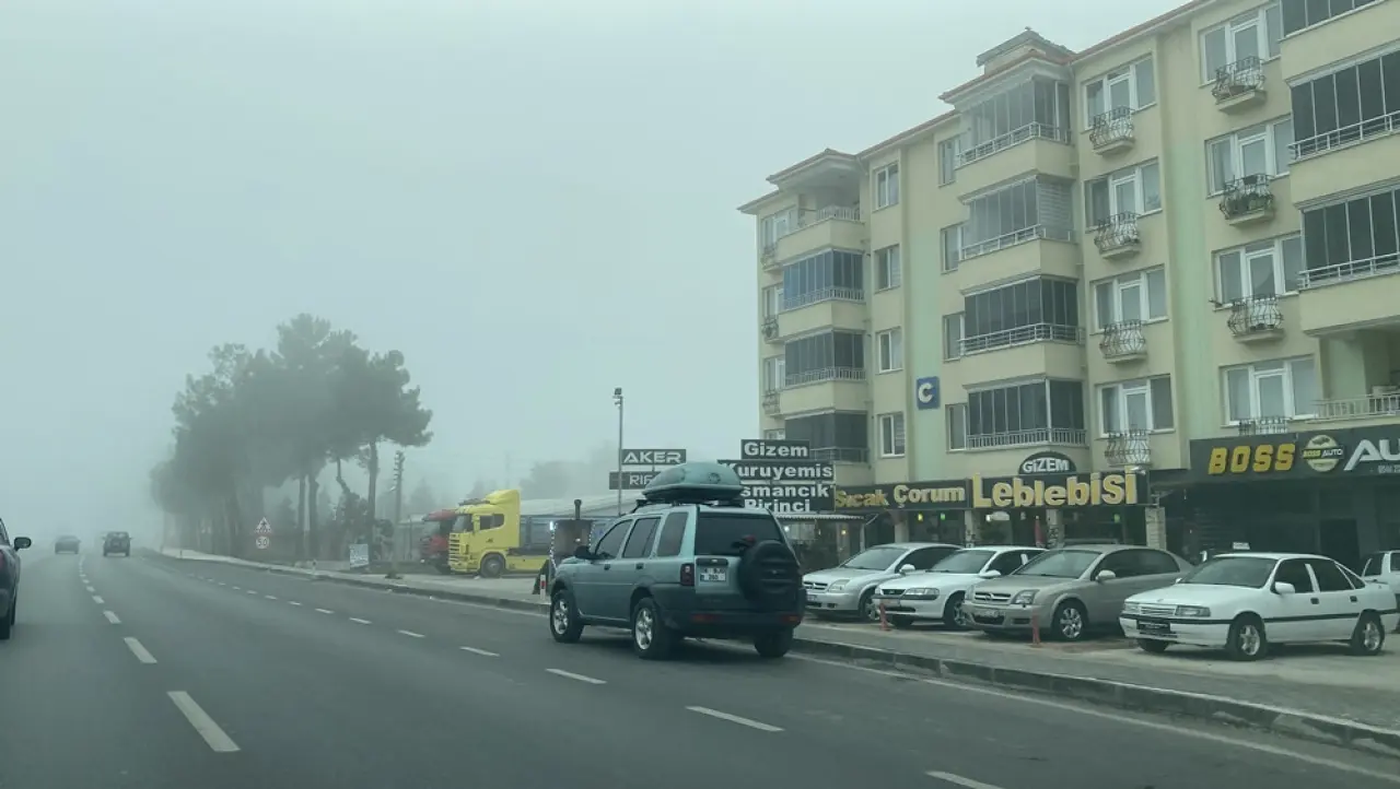 Yoğun Sis Ulaşımı Olumsuz Etkiledi 3