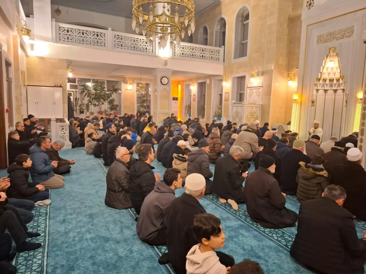 Sabah Namazında Buluştular 4