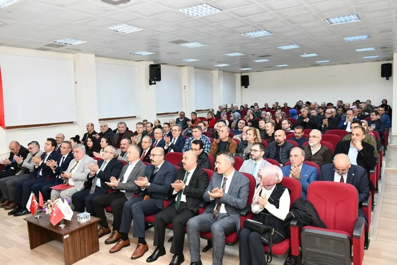 Öğretmenlere ‘Felsefe ve Düşünce’ Eğitimi Verildi 3