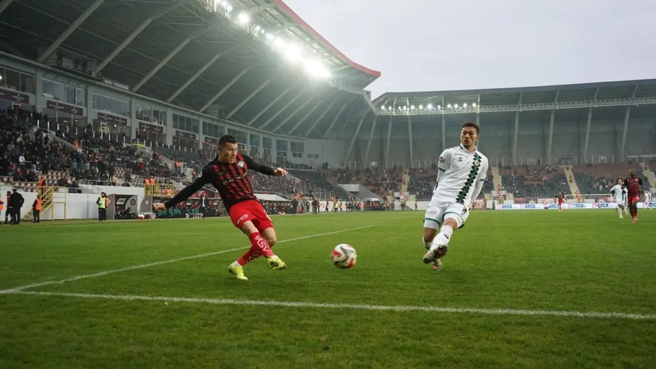 Çorum FK Evinde Hata Yapmadı 9