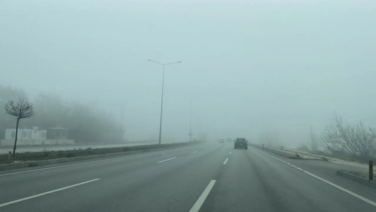 Yoğun Sis Ulaşımı Olumsuz Etkiledi 4
