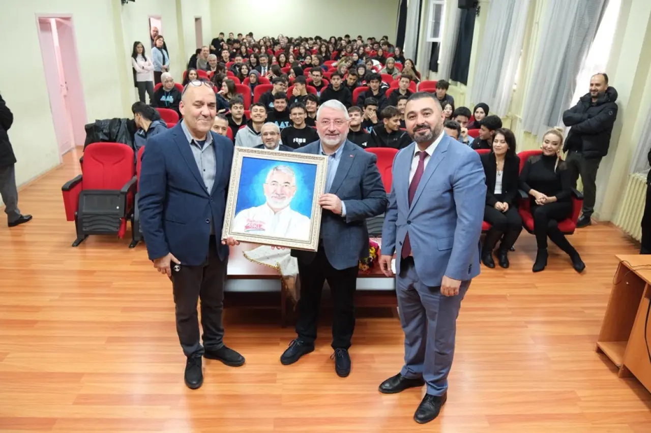 Başkan Aşgın Gençlerin Konuğu 1