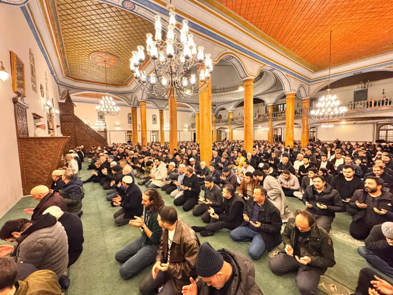 Camilerde Regaip Kandili Coşkusu 5