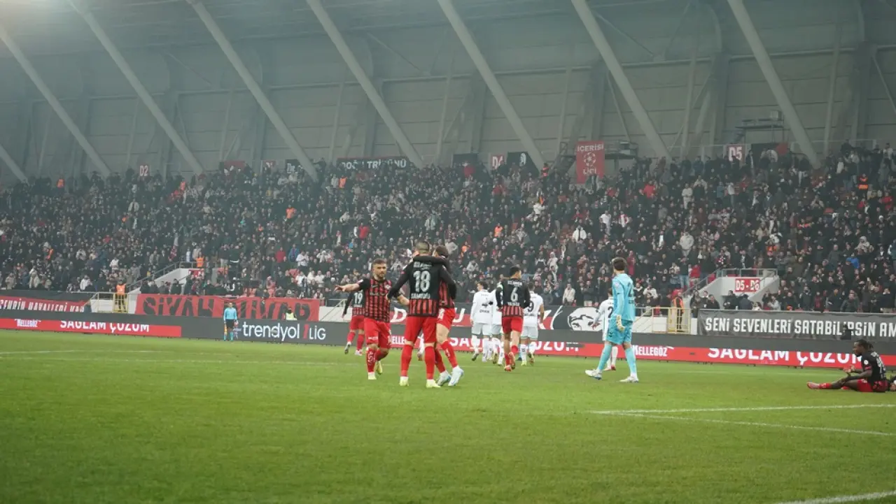 Çorum FK Evinde Hata Yapmadı 5