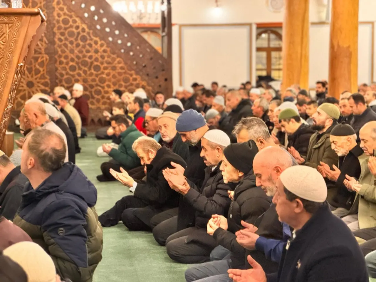 Camilerde Regaip Kandili Coşkusu 4