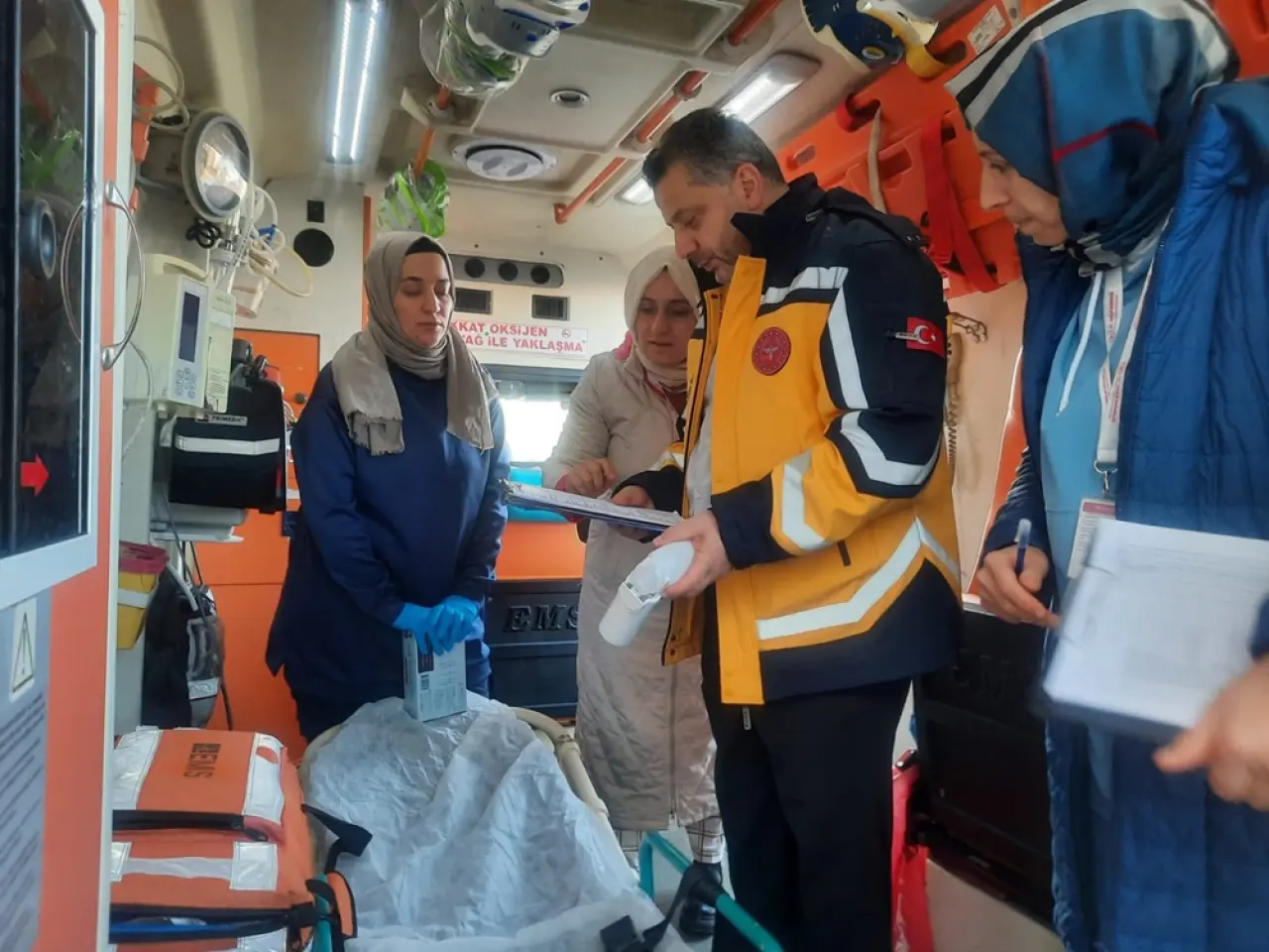 112 Çalışanlarını Yalnız Bırakmadı 5