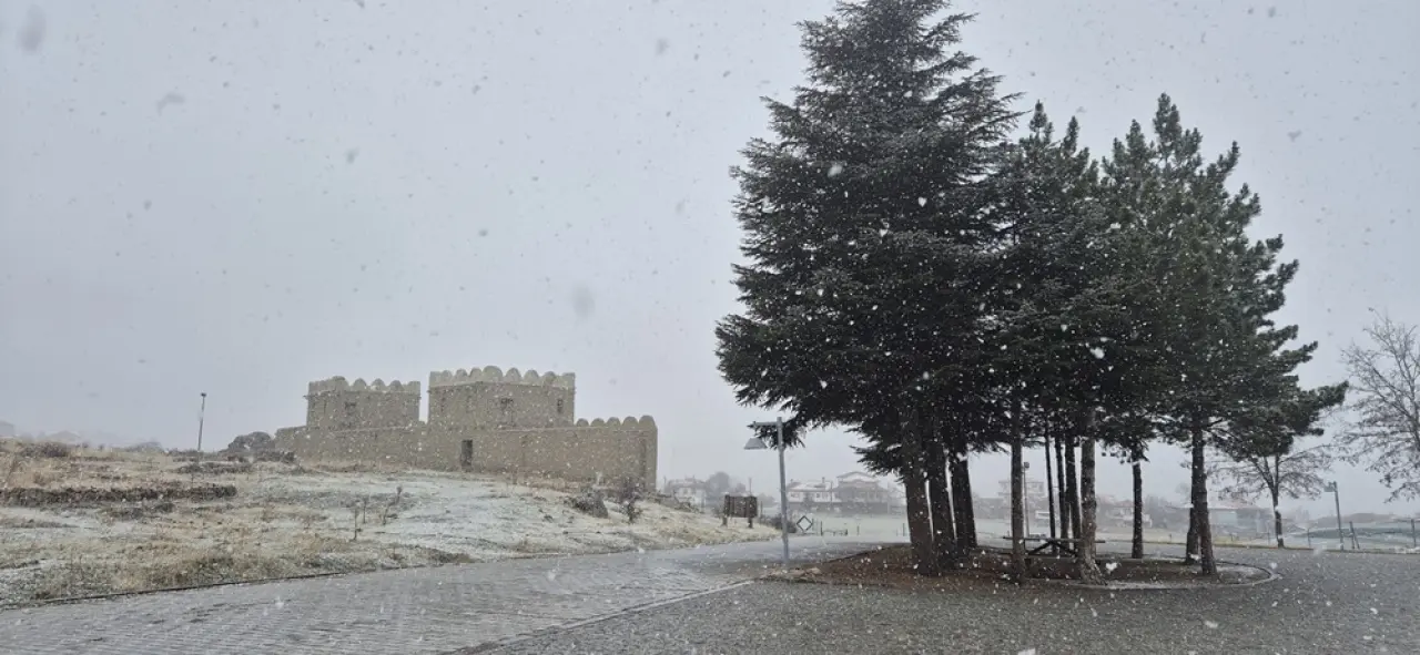 Çorum’un İlçeleri Beyaza Büründü 8