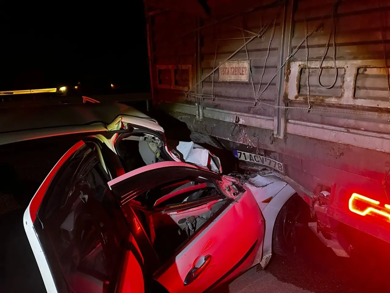 Canlı Yayındayken Kaza Yapıp Öldü 2