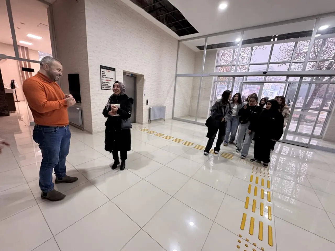 Gençlerin Sesi Engelsiz Kütüphanede Yankılandı 1