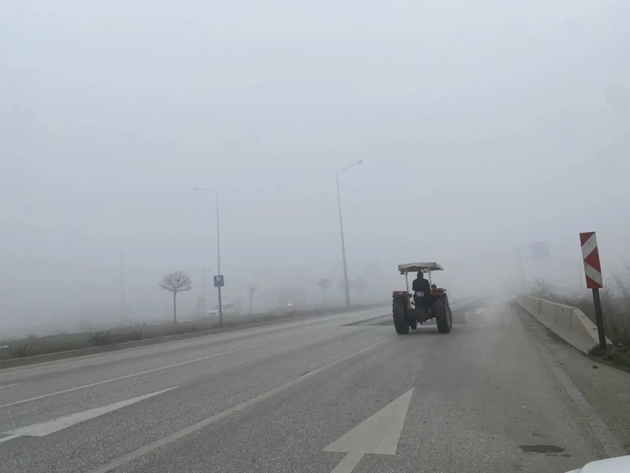 Yoğun Sis Ulaşımı Olumsuz Etkiledi 1