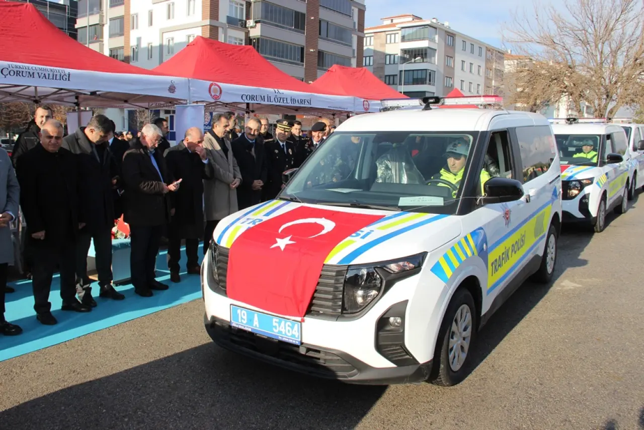 Jandarma ve Emniyet Yeni Araçlarına Kavuştu 9