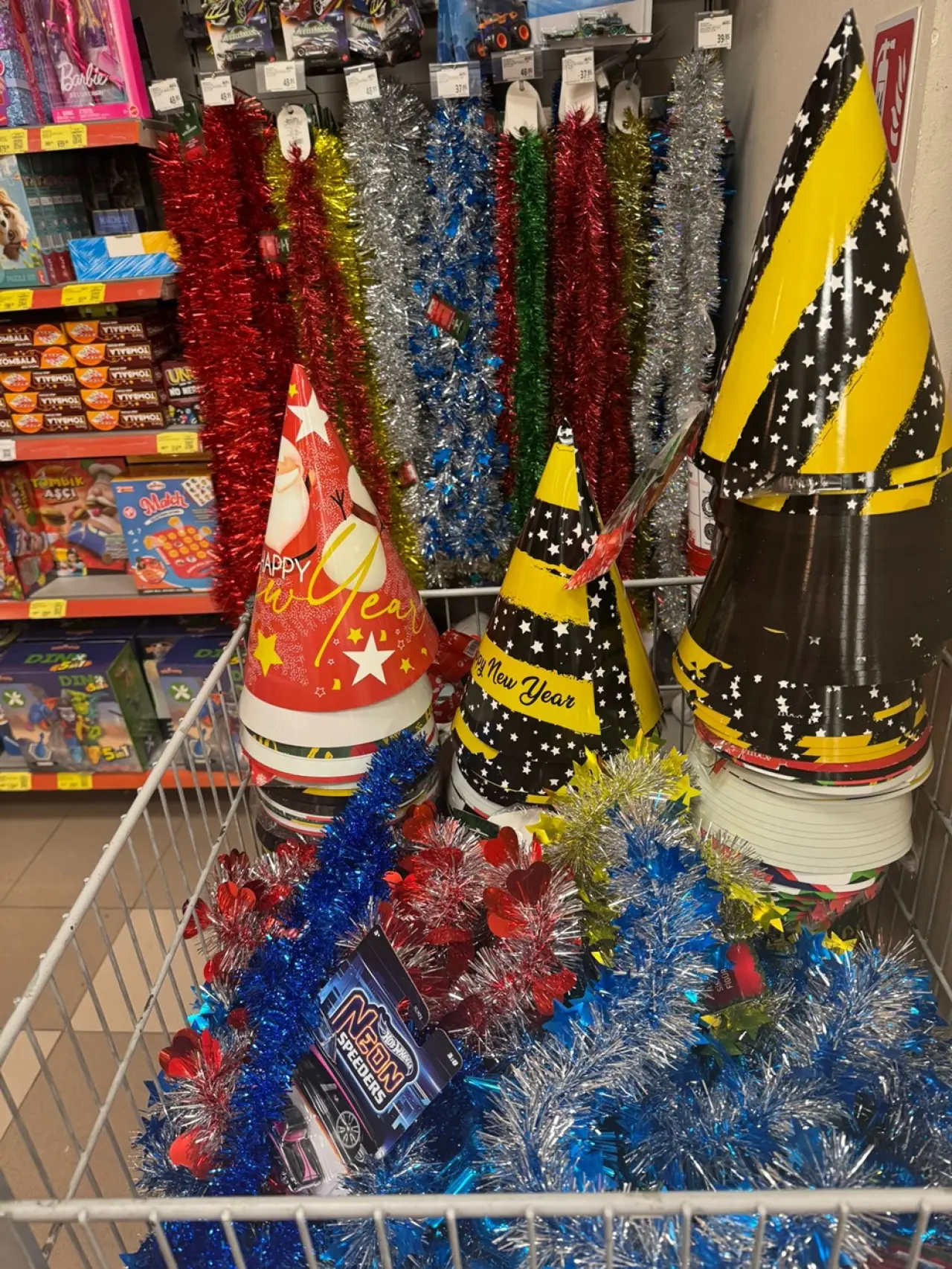 Çorum’da Yeni Yıl Heyecanı Çarşıyı Sardı 4