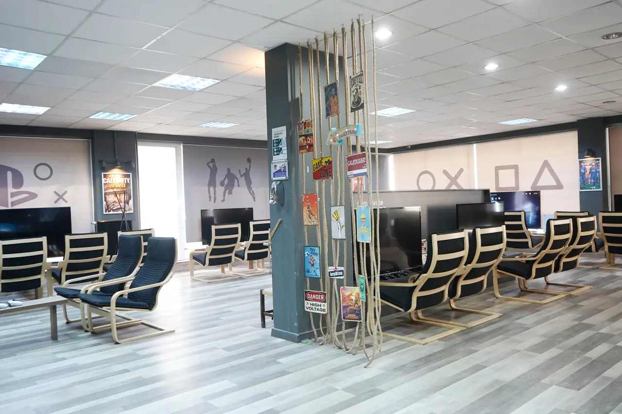 Yeni Yıl Gecesi Eğlencenin Adresi: Arena Game Center 2