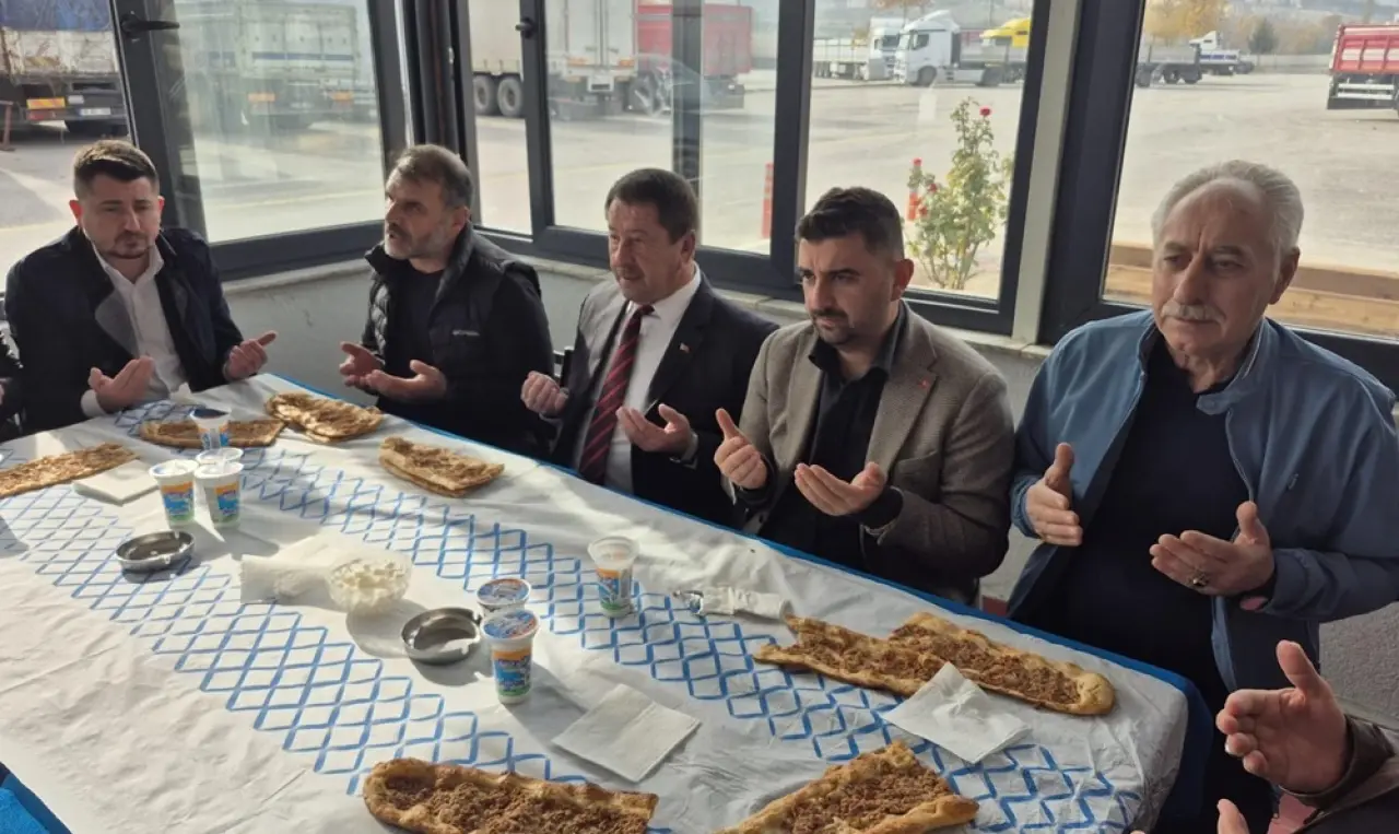 Direksiyon Emekçilerine Kutlama 1