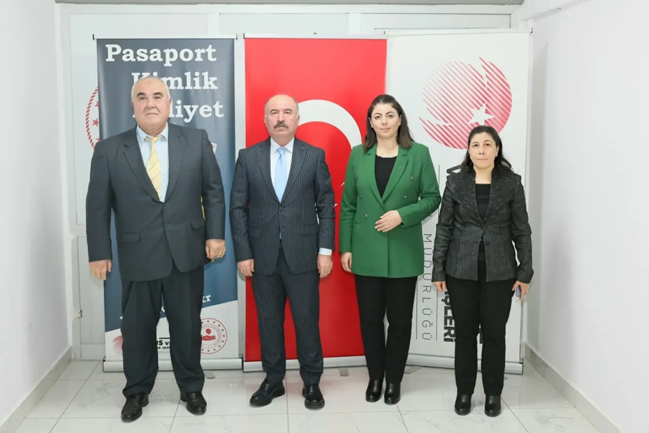 Nüfus Personeline Memnuniyet Övgüsü 1