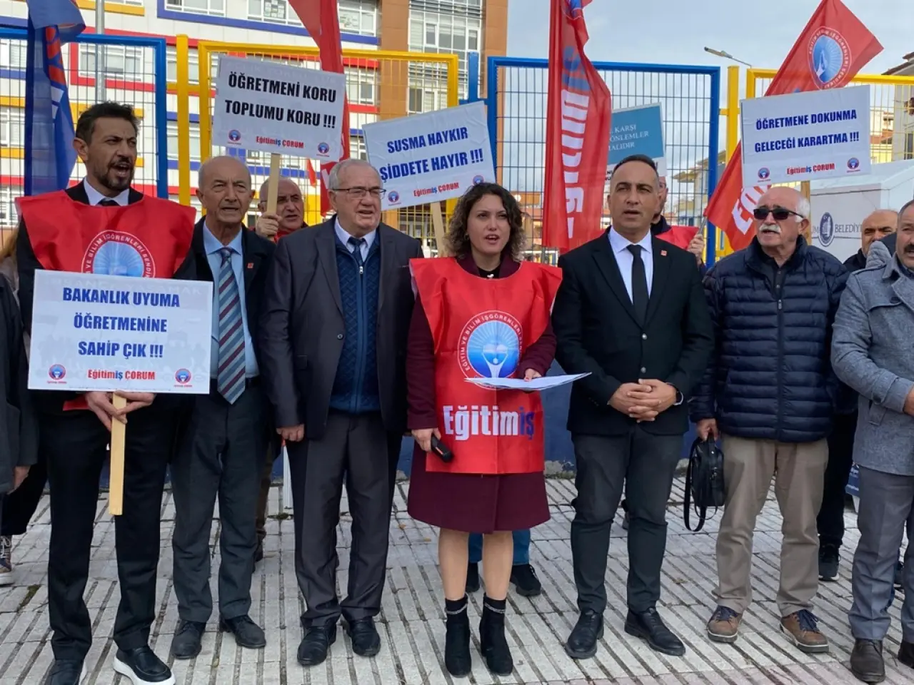 ‘Susmayacağız, Sinmeyeceğiz, İtibarımızı Çiğnetmeyeceğiz’ 2