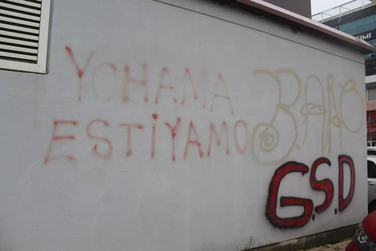 Çevreye Yapılan Grafitiler Kamu Malına Zarar Veriyor 1