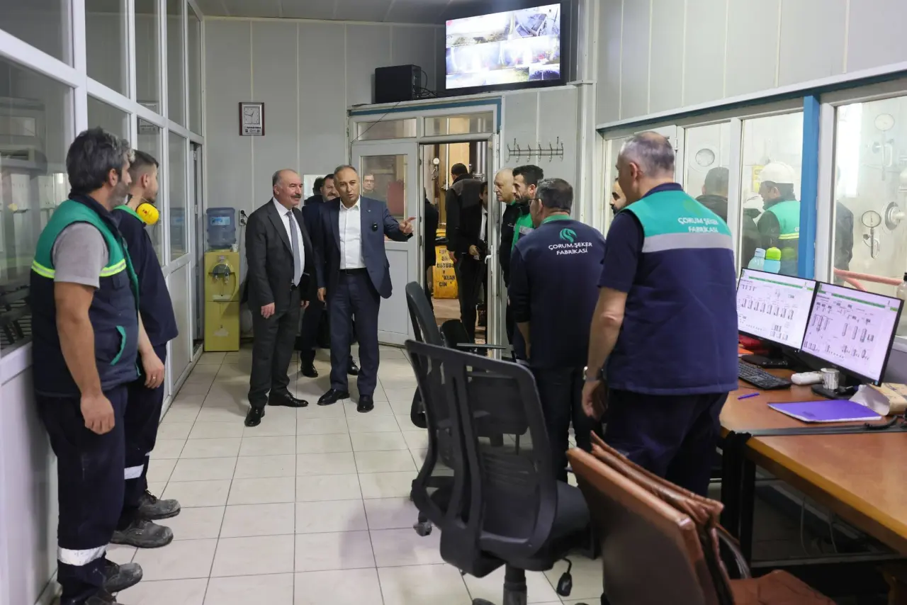 Vali Çalgan, Üretim Hattını İnceledi 1