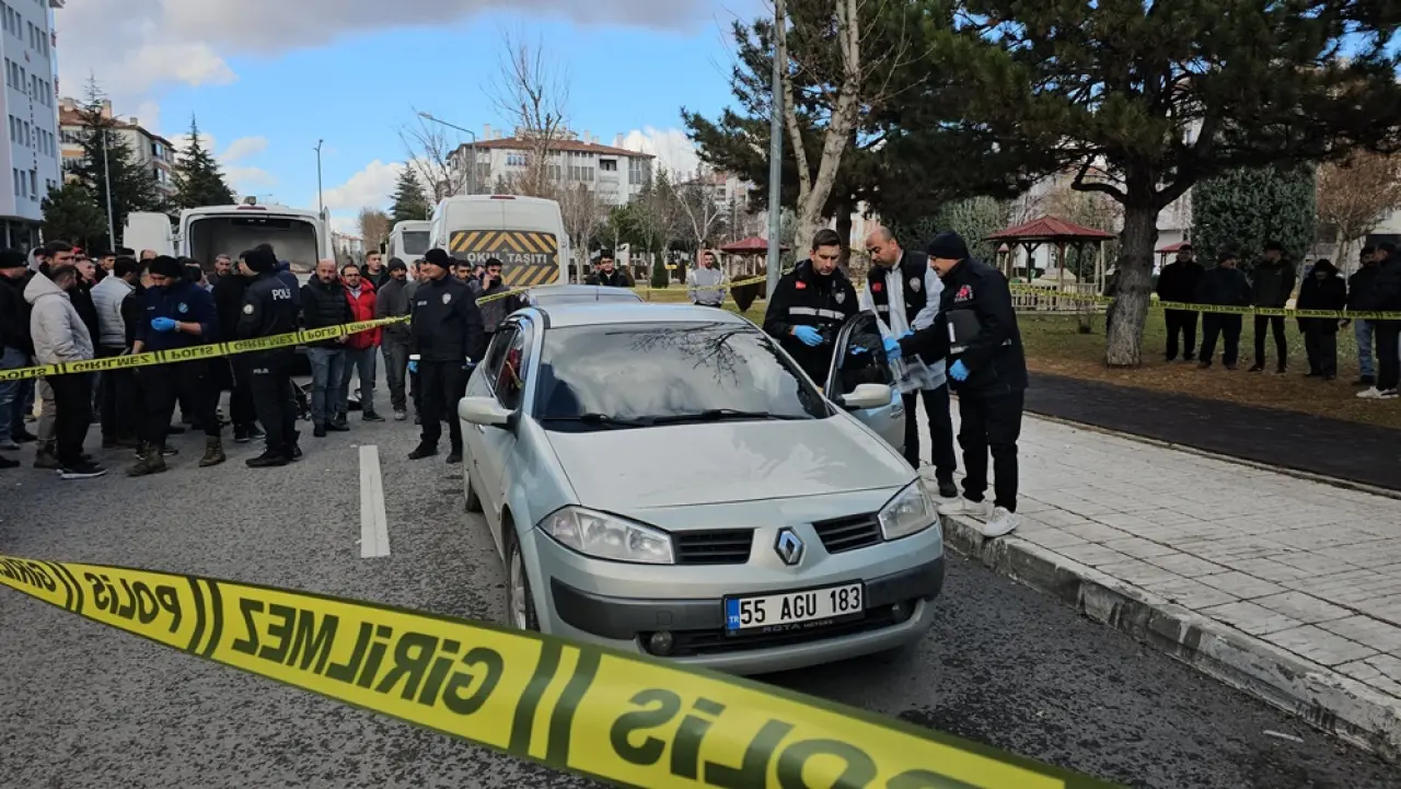 30 Yaşındaki Adam Aracında Ölü Bulundu 3
