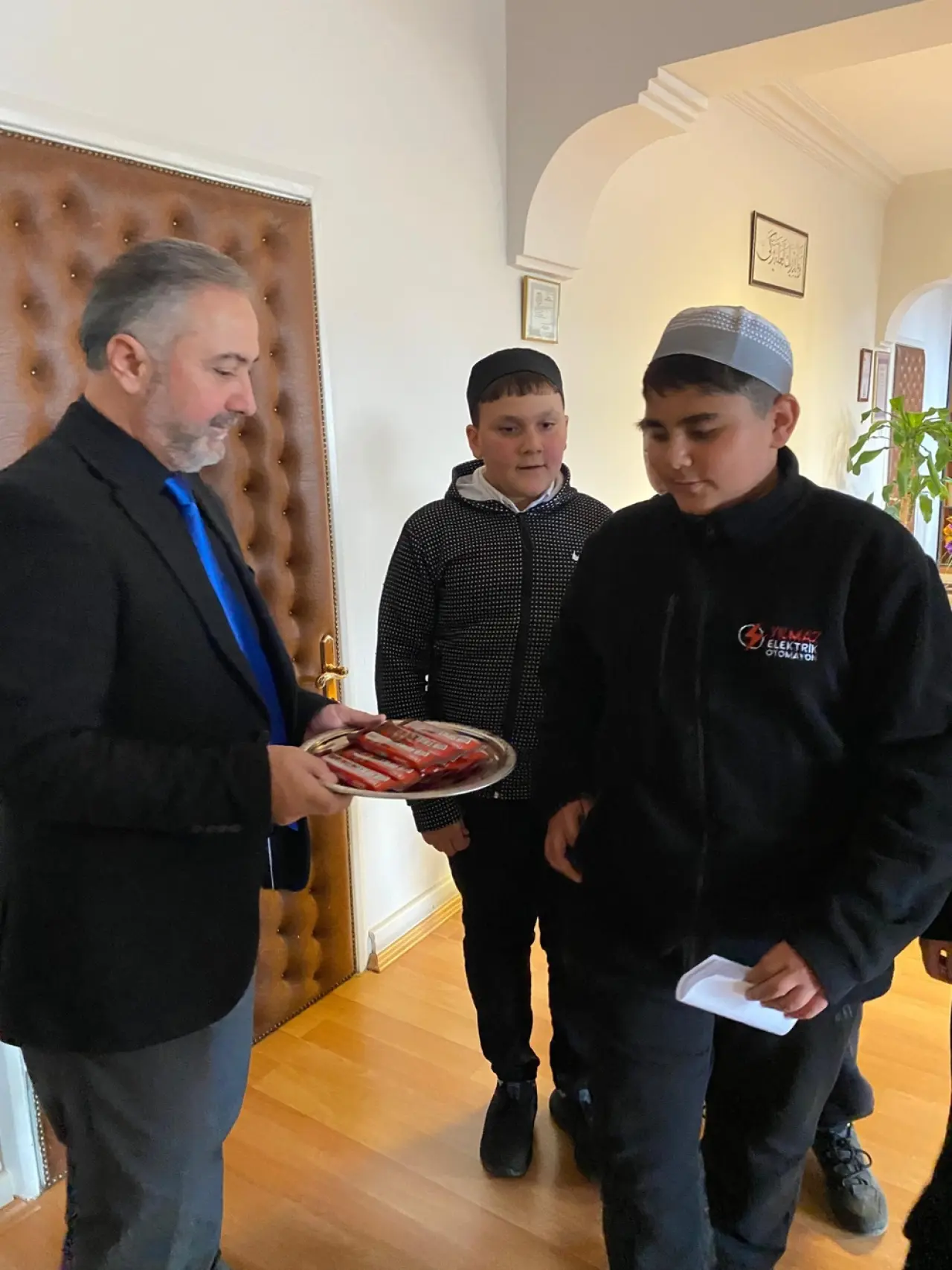 Hafızlardan Harçlık Desteği 1